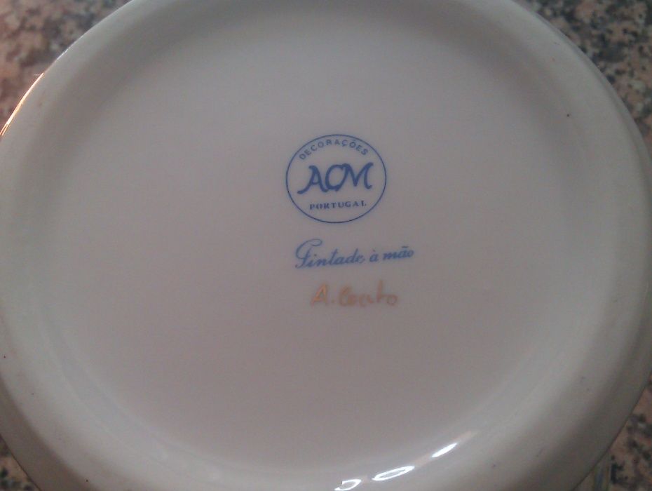 Pote Porcelana pintado à mão ACM 37CMX20CM 1,3KG Novo.