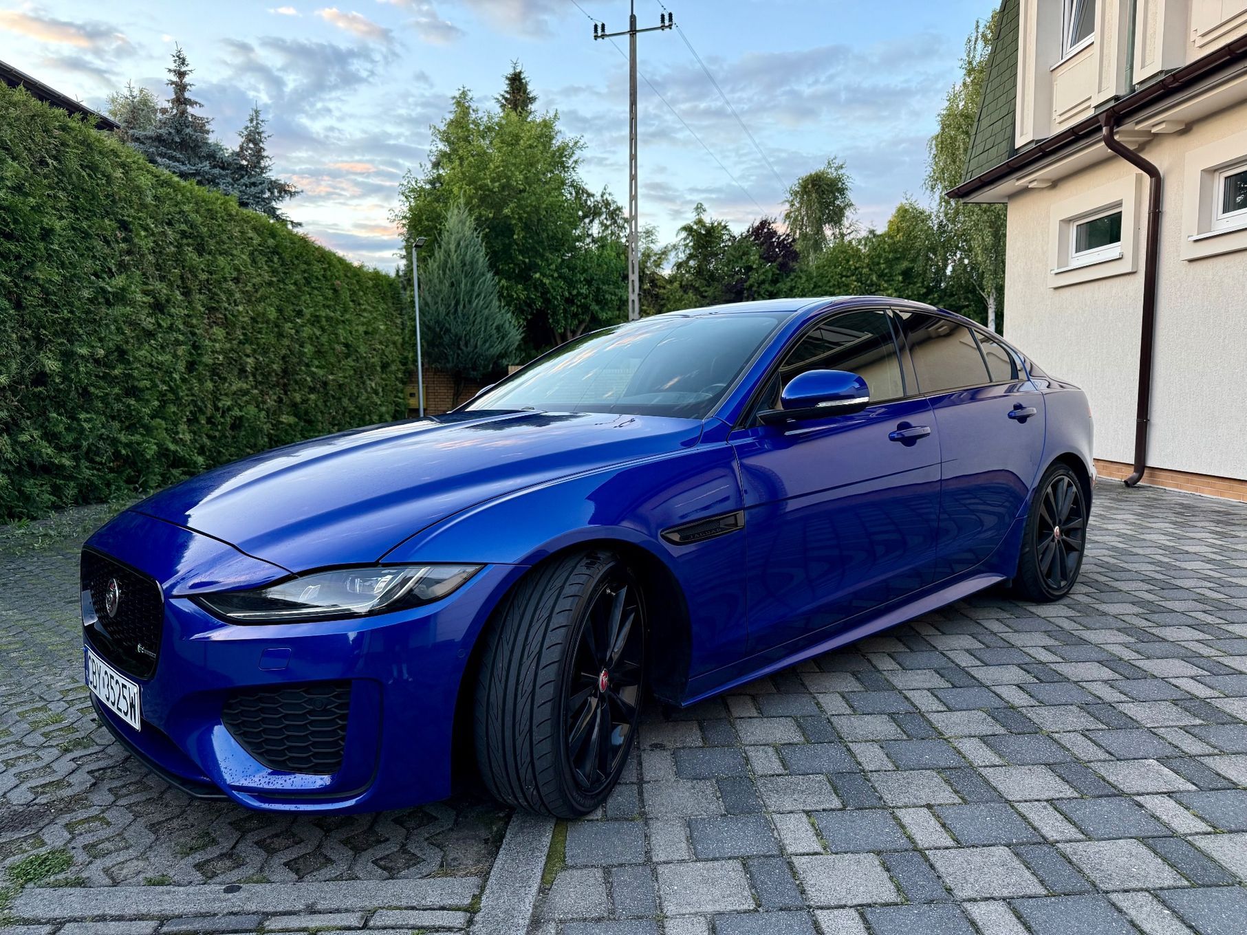 Jaguar XE