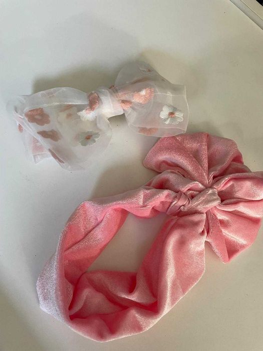 kapelusze, spinki, opaski na głowę, czapki z daszkiem, czapki zimowe