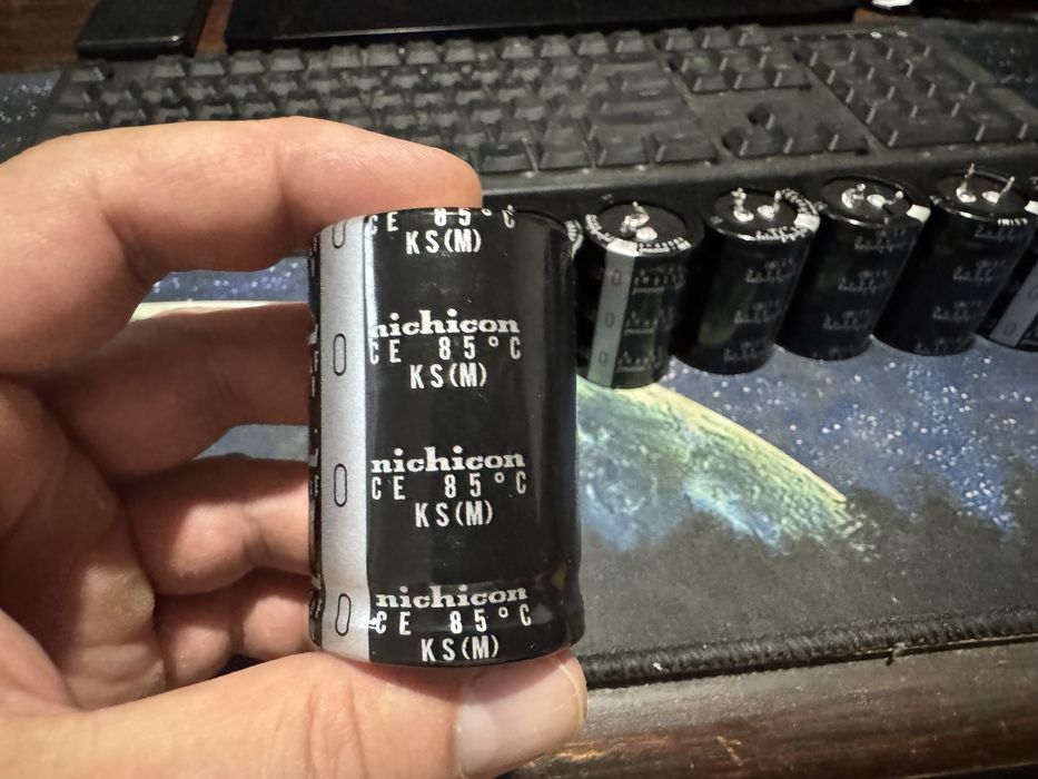 Kondensatory nichicon 10000uf audio
