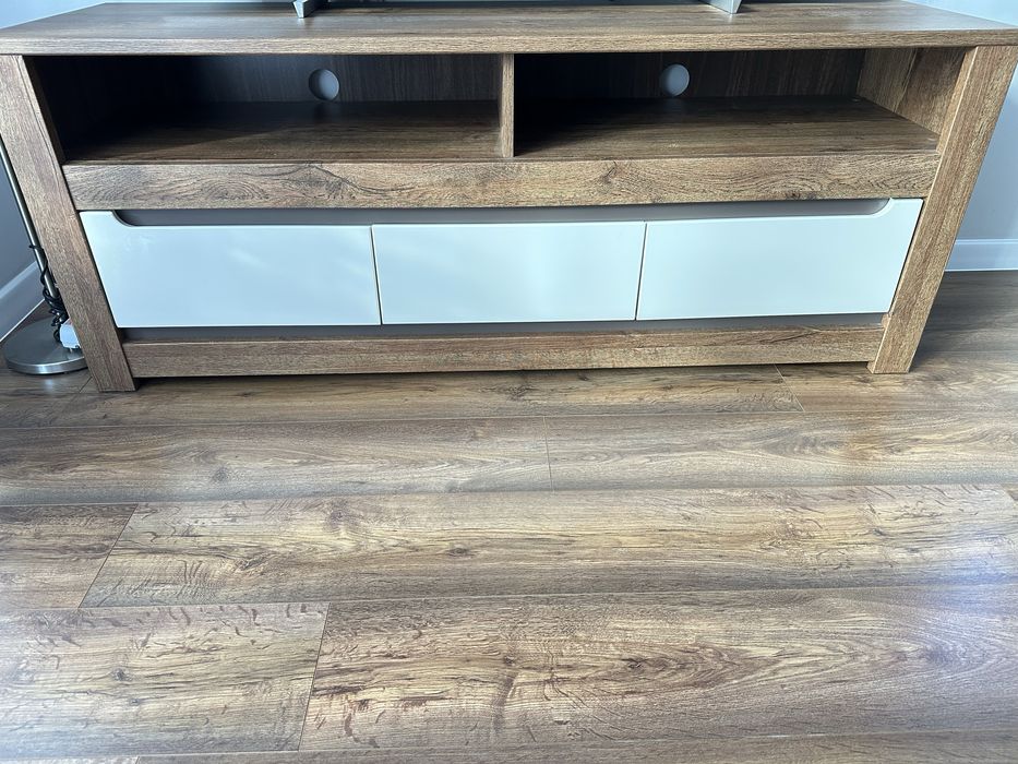 Komoda +stolik kawowy i szafka wisząca