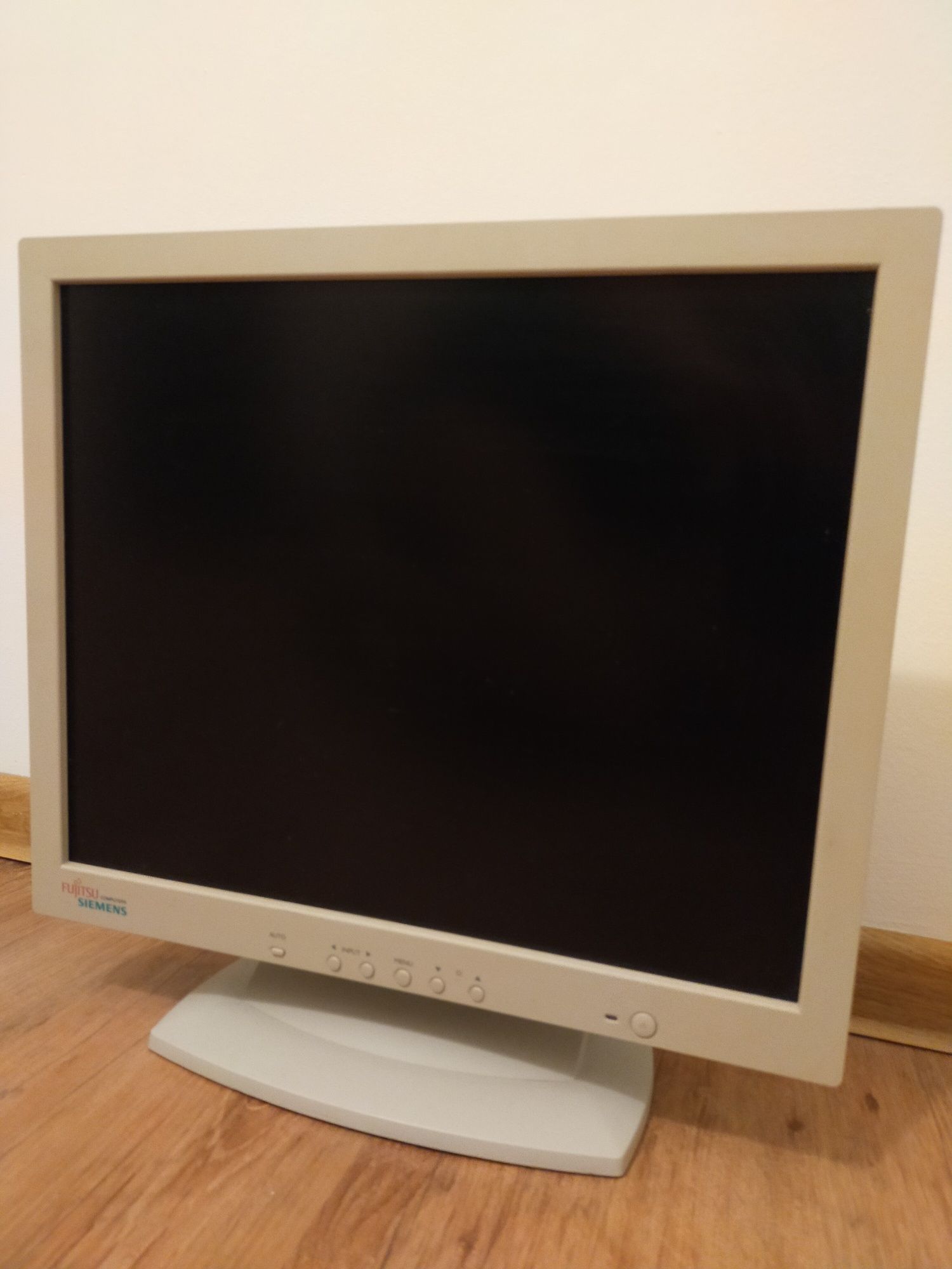 Monitor Fujitsu Siemens