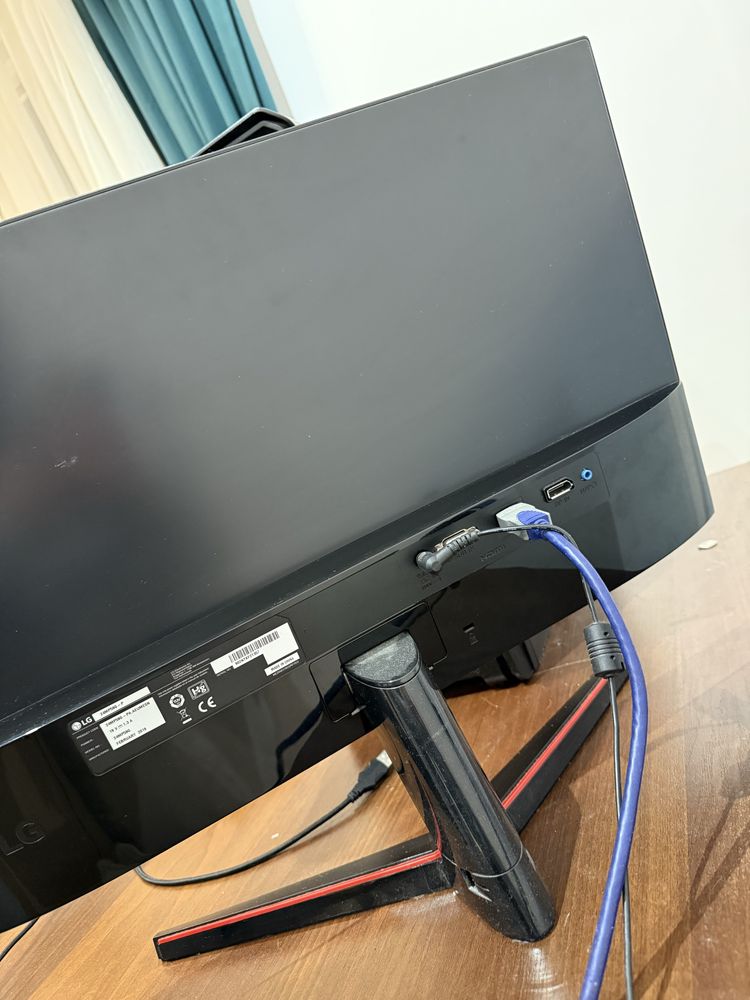 Komputer stacjonarny i5-8400 / GTX 1080 / 16GB RAM