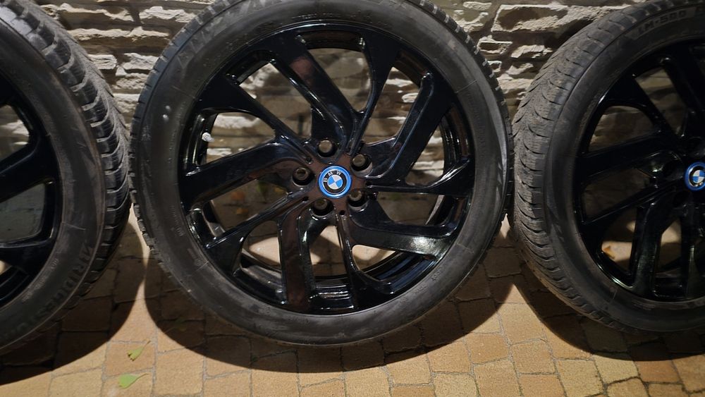 Komplet kół zimowych i3 BMW 19” – felgi oryginalne + Bridgestone + TPM