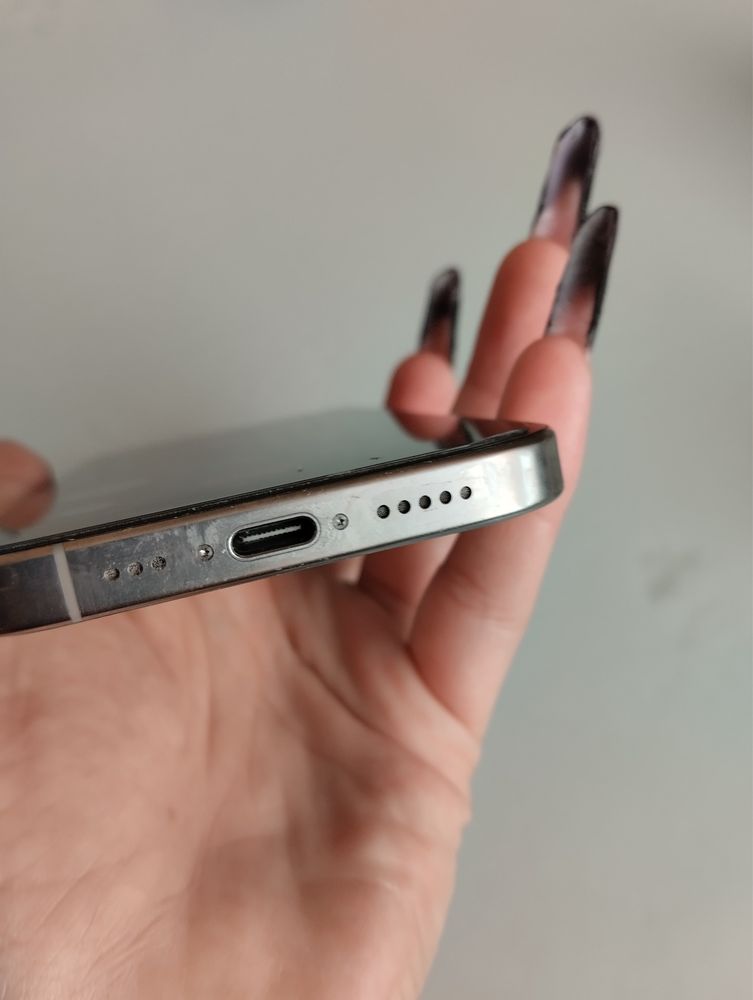 Iphone 16 pro z gwarancją
