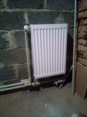 Встановлюємо опалення,проводимо воду каналізацію монтуємо  сантехніку