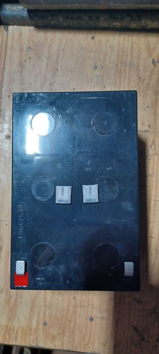 Akumulator Yuasa 12V, 12Ah