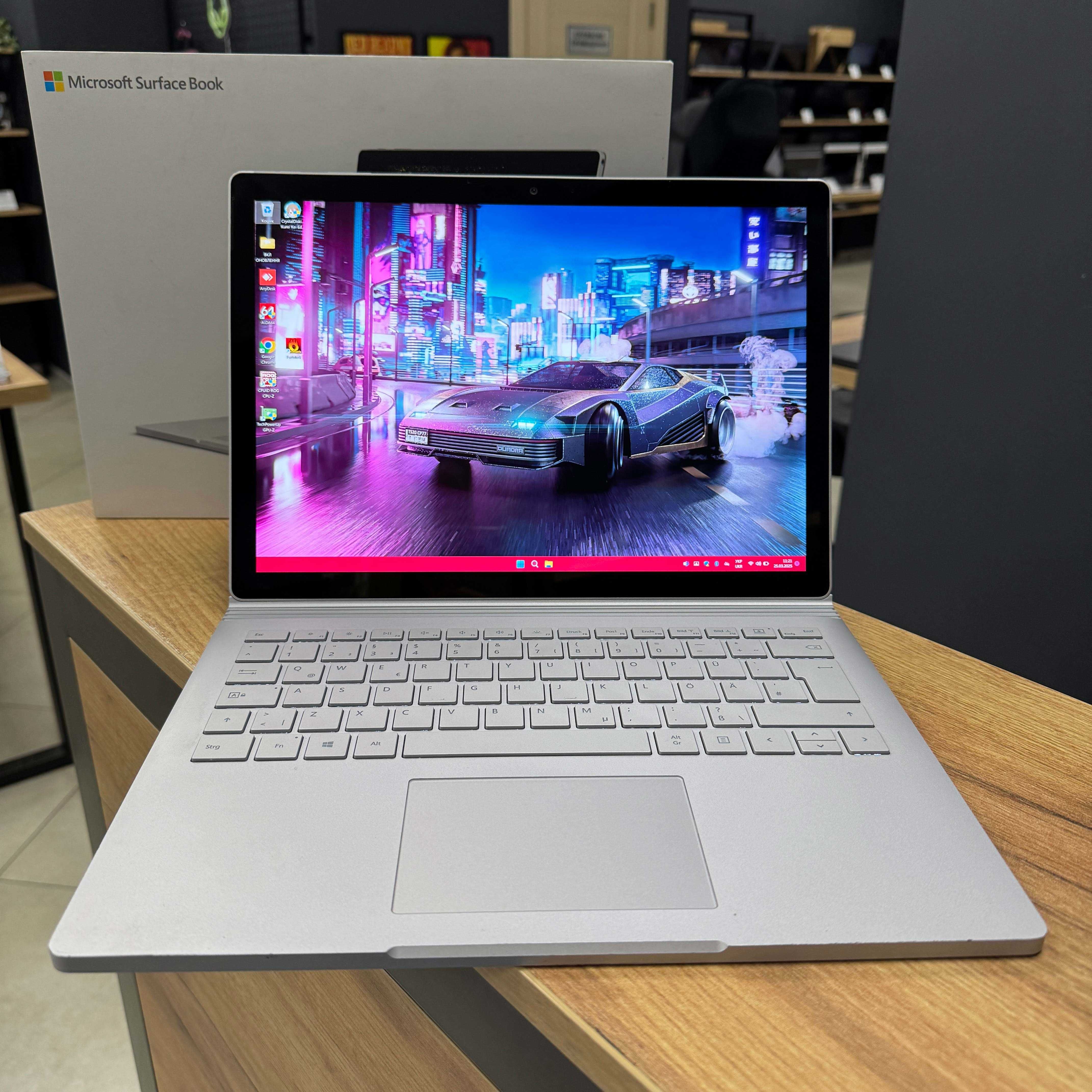 Ігровий 2в1 Microsoft Surface 2 - 3K сенсорний/i7 8650U/GTX 1050 2 GB