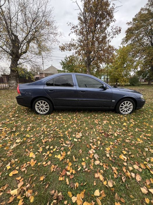 Volvo s60 2.5 газ бензин Автомат