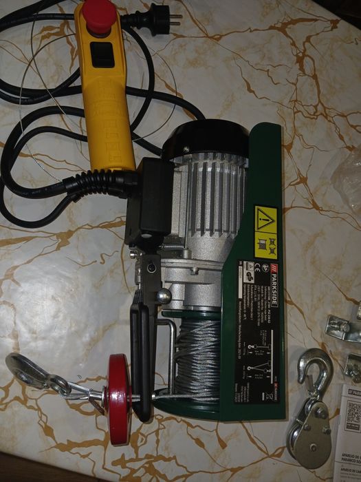 Лебідка,Тельфер електричний вантажопідіймальність до 250 кг Parkside