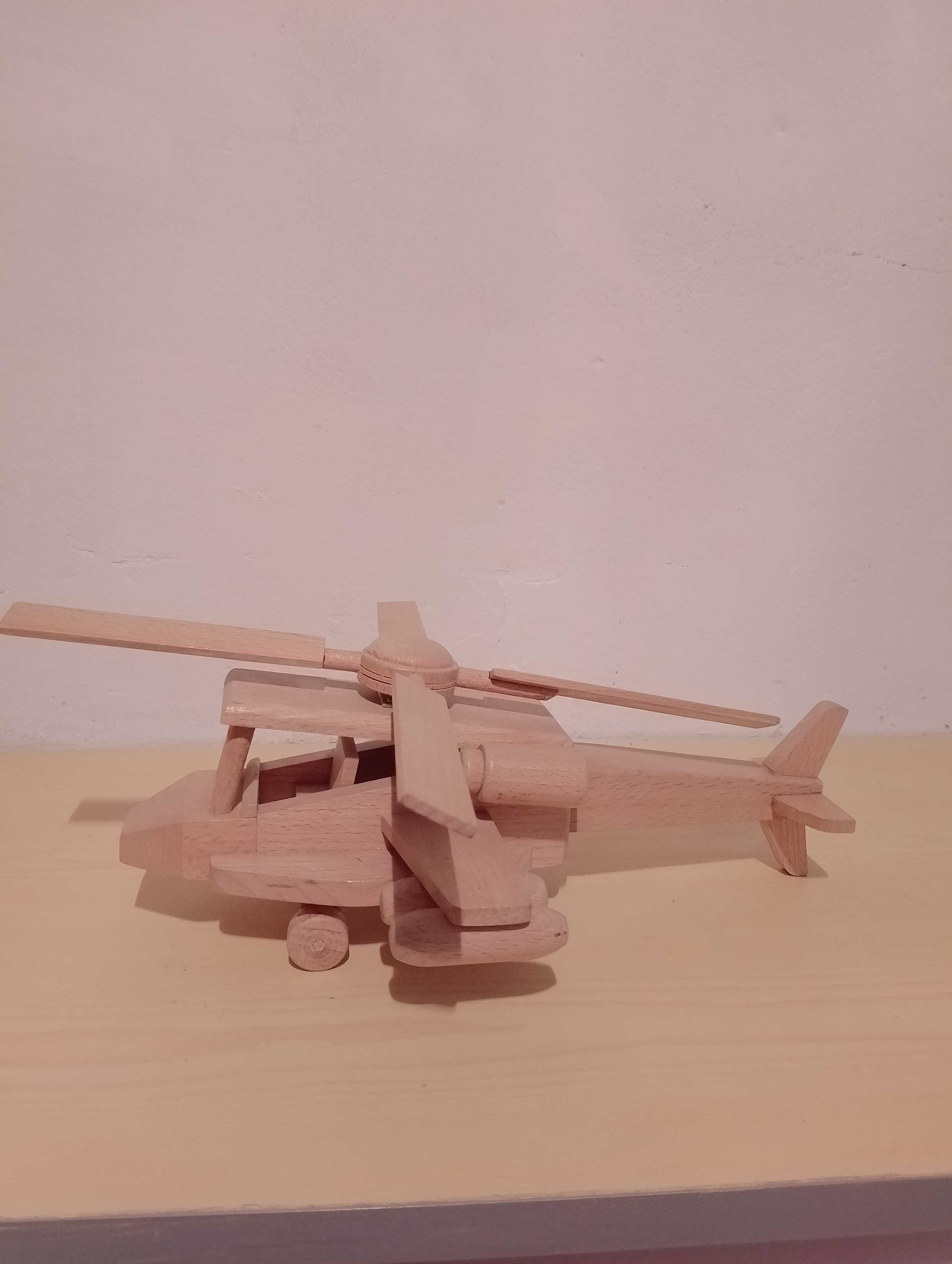 Zabawka- Helikopter drewniany