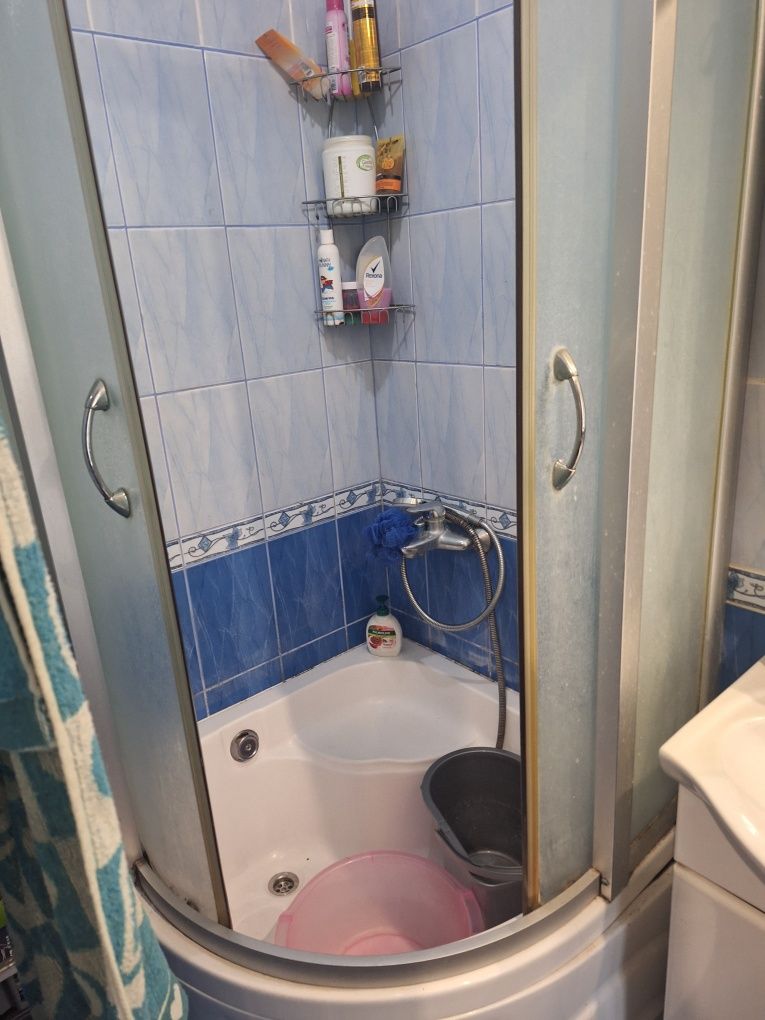 Продаж частини будинку центр