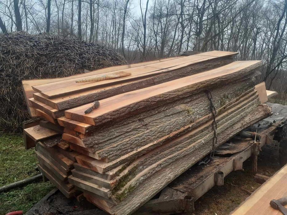 Добрий день.Подам дошку ясеня.ДОШКА СИРА.