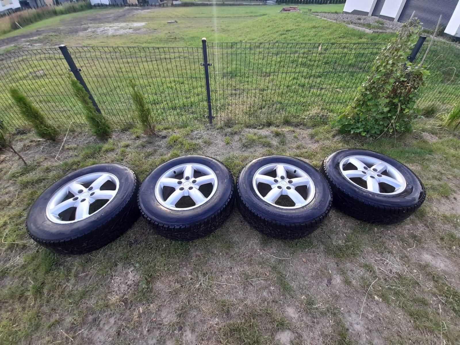 Koła Felgi 17 Oponi Zimowe 235/65 R17 Hyundai Santa fe