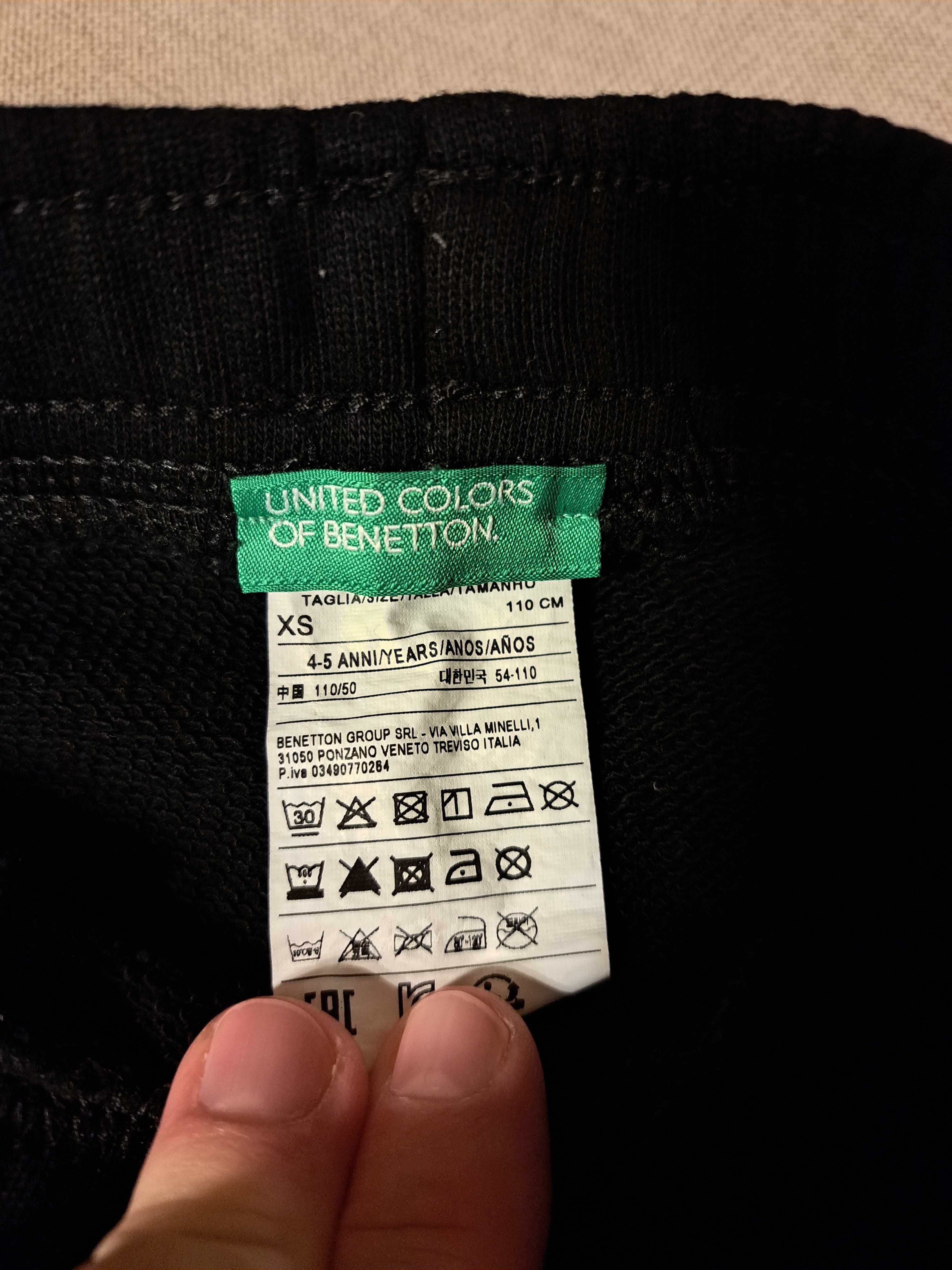 Spodenki United colors of Benetton roz. 110