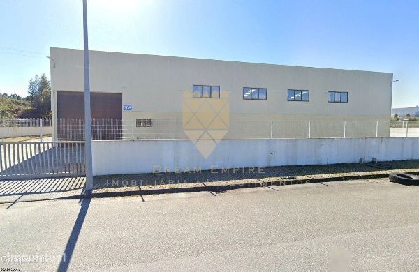 Armazém para Venda em Zona Industrial – Vilarinho de Cima, Gandra,