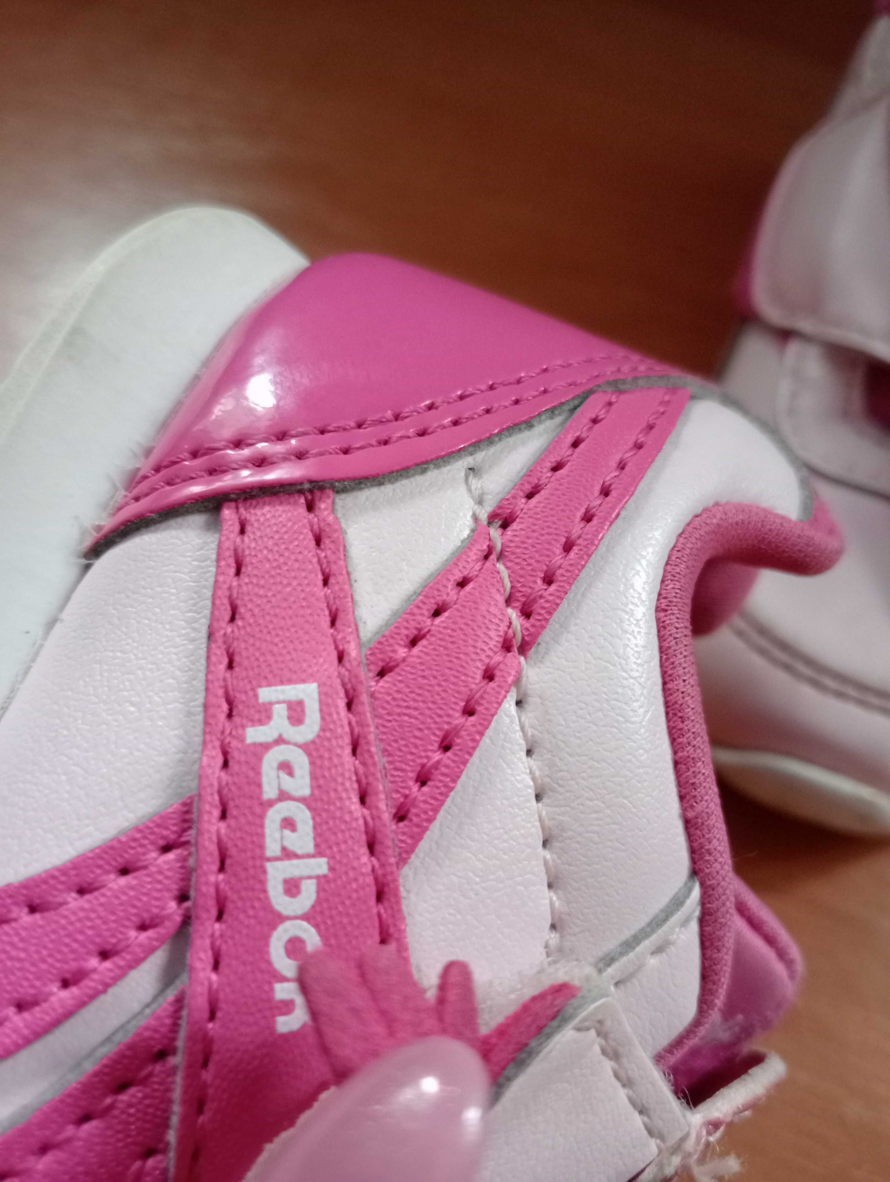 Różowe buty Reebok rozmiar 20