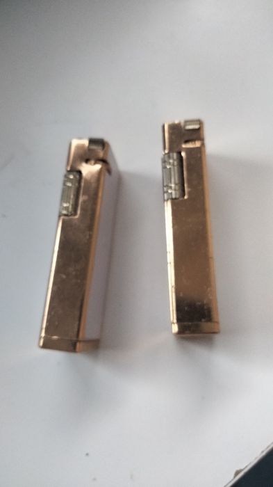 2 isqueiros vintage coleção