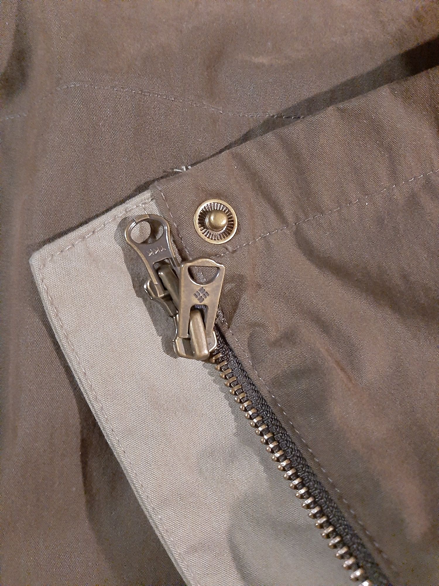 КУРТКА COLAMBIA 2×1,боллтний колір,р.XL.