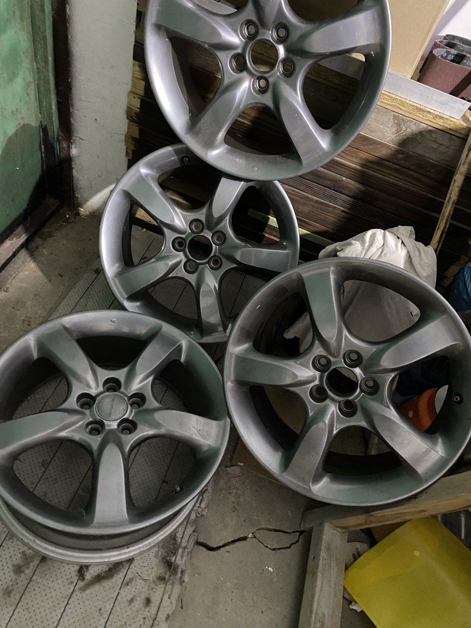 Продам диски Subaru оригинал