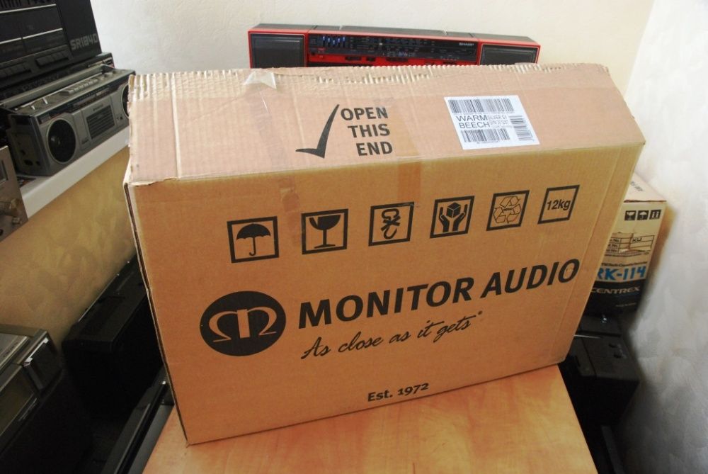 Monitor Audio S1 Made in England Шикарная полочная акустика Как новая