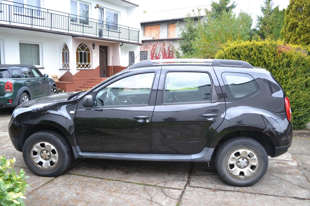 Duster 2010 1.6+LPG 2035 Klima Czarny Zadbany Bardzo ładne auto