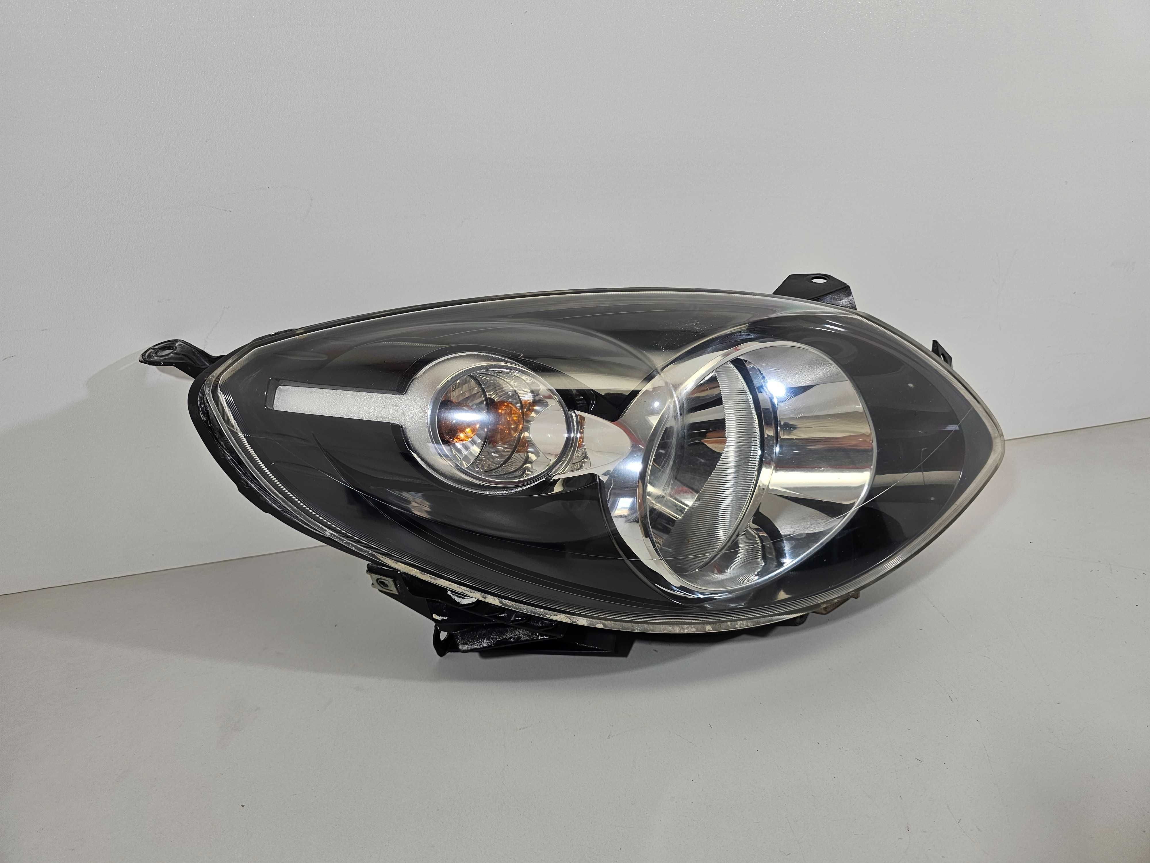 Renault Twingo II 2 06-10r. Lampa Przód Przednia Prawa Europa Stan BDB