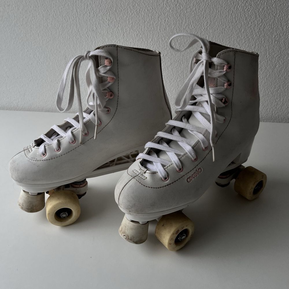 Patins Branco nº 39 BR -  41 PT