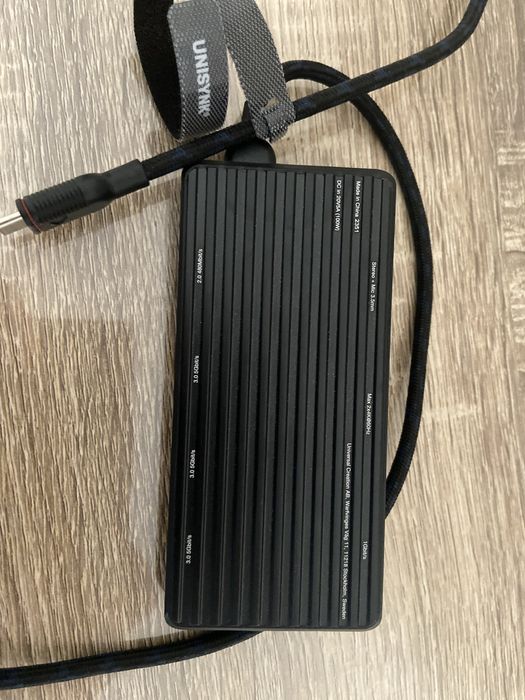 Універсальний USB-C хаб / док-станція 9-в-1