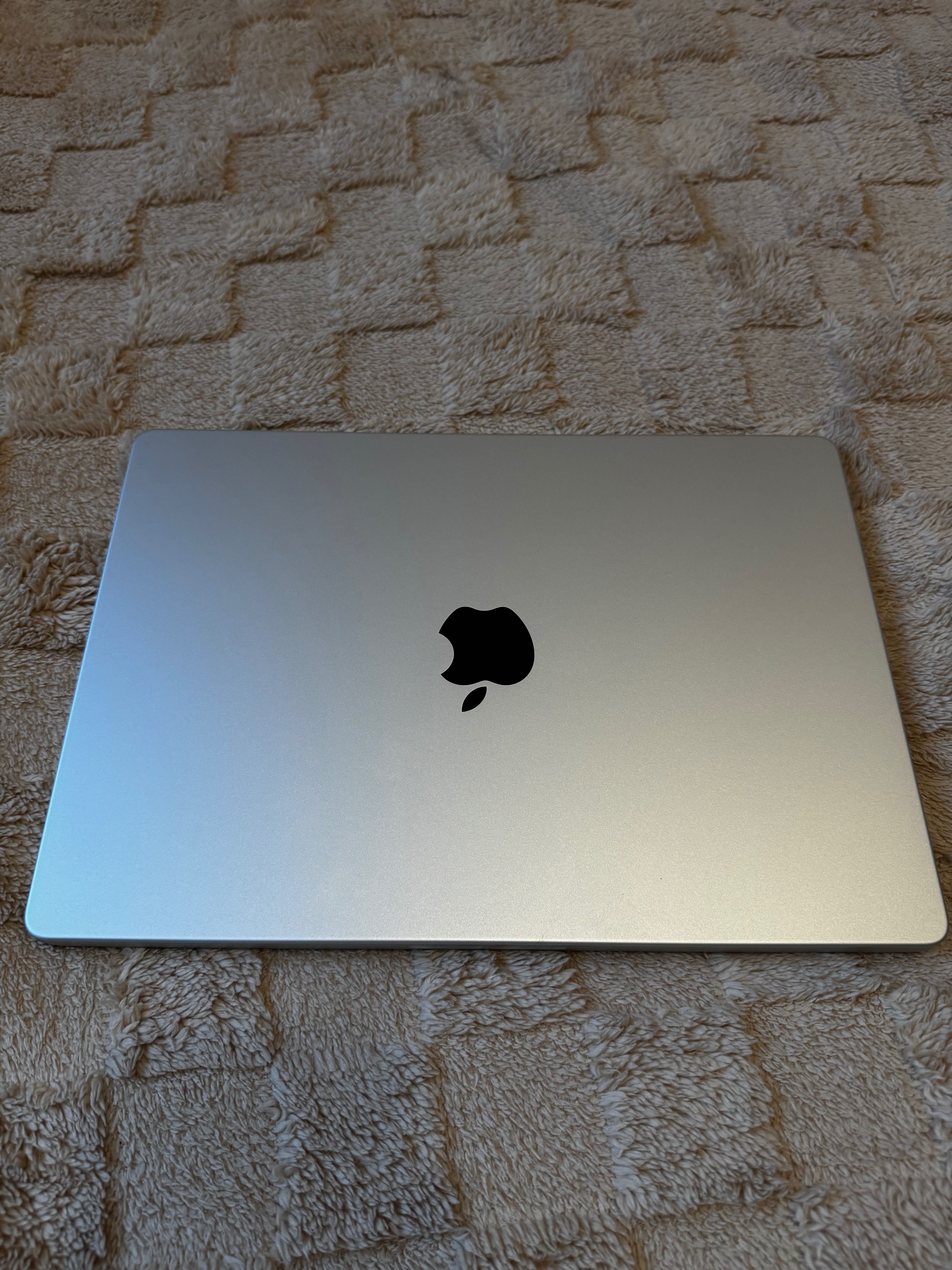 MacBook Pro m1 a2442