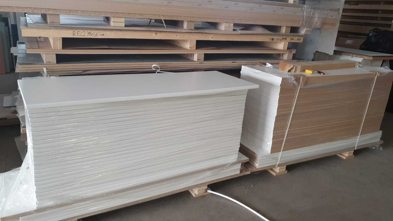 Blaty 165x60cm Biały Perlisty Oklejone krawędzie biurka półki kuchnie