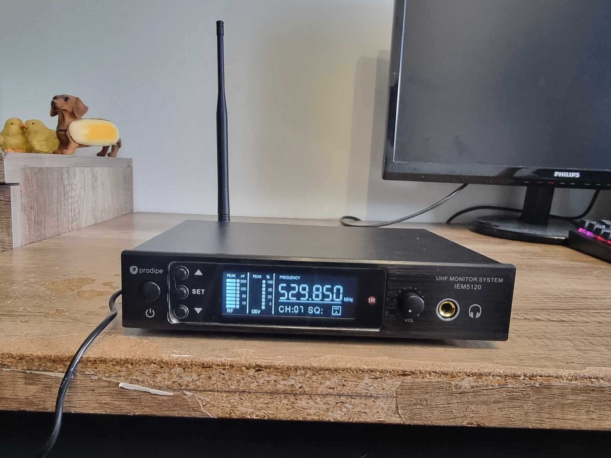 Bezprzewodowy odsłuch słuchawkowy IEM 5120