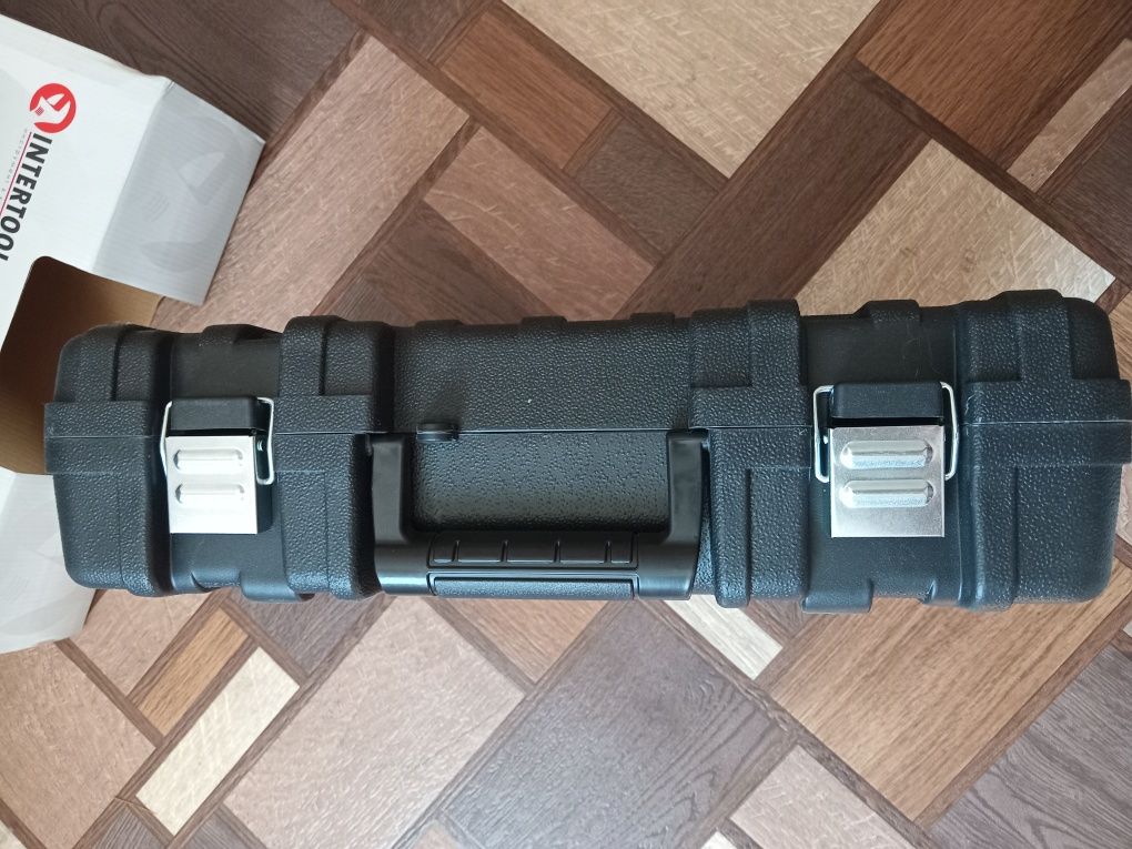 Перфоратор INTERTOOL DT-0180