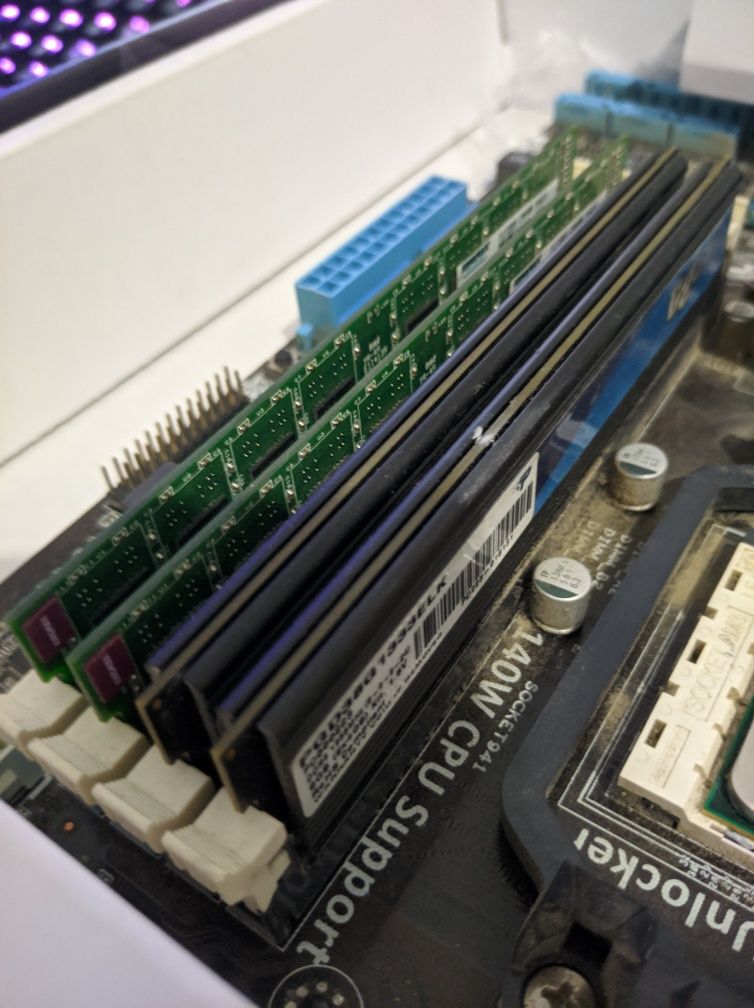 Комплект Материнська плата Процесор AMD Phenom 965 BE, 12gb DDR3