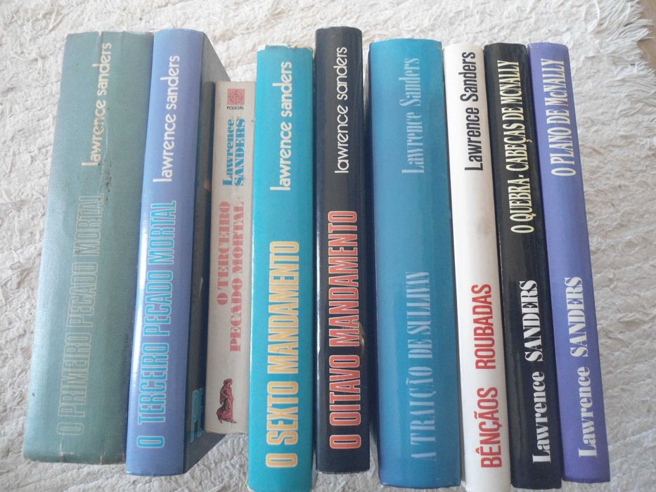Vários livros de Lawrence Sanders (leitura barata para férias)