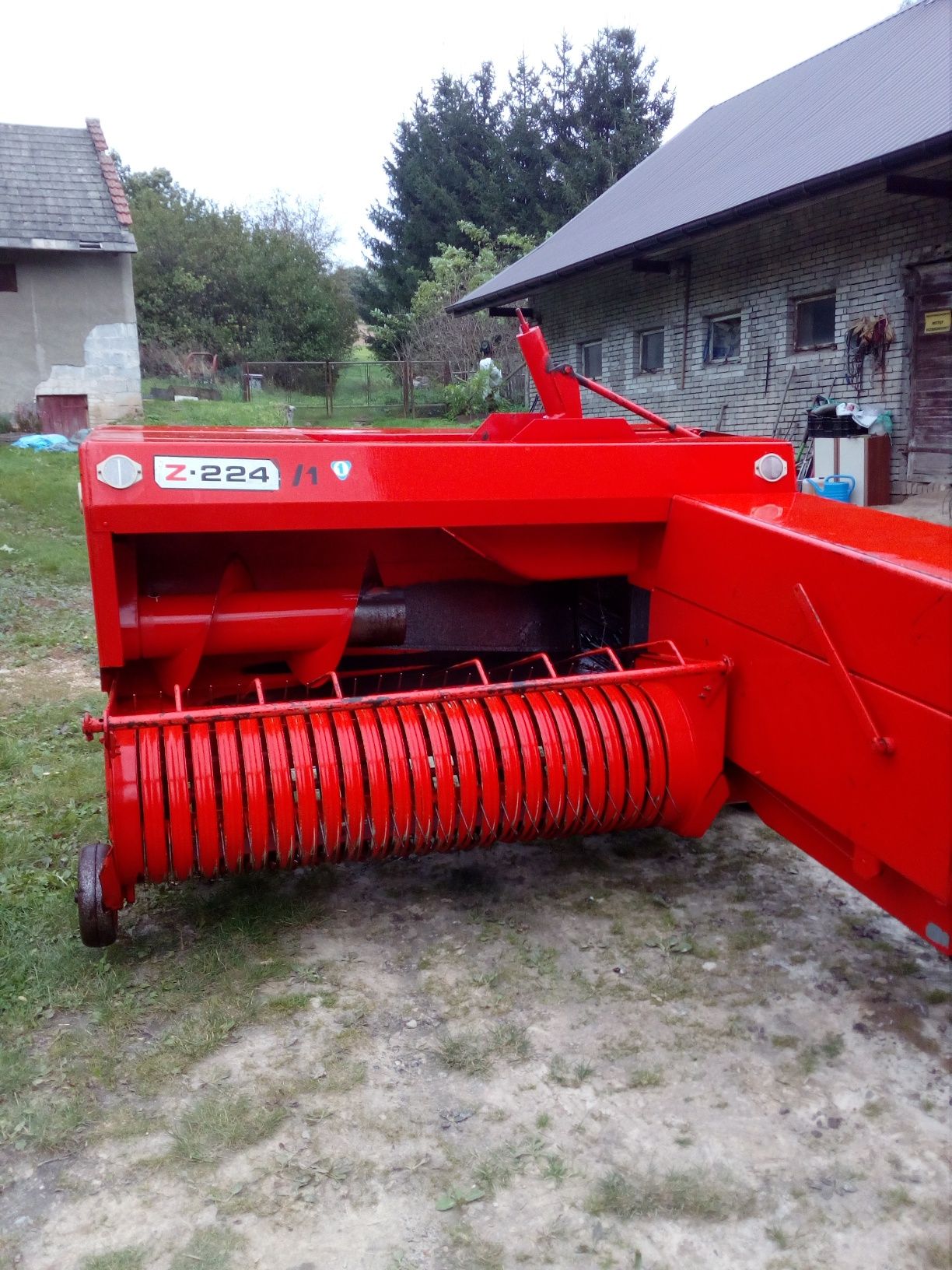 Sprawna prasa kostkujaca