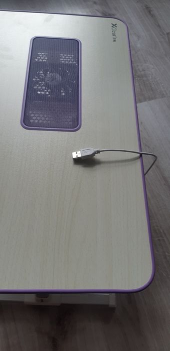 Stolik, podstawka pod laptopa