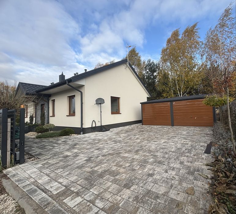 Nowy dom w Żelkowie gotowy do wprowadzenia bez nakładów finansowych