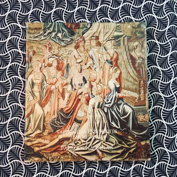 Inventário de Tapeçarias Existentes em Museus e... - M. J. de Mendonça