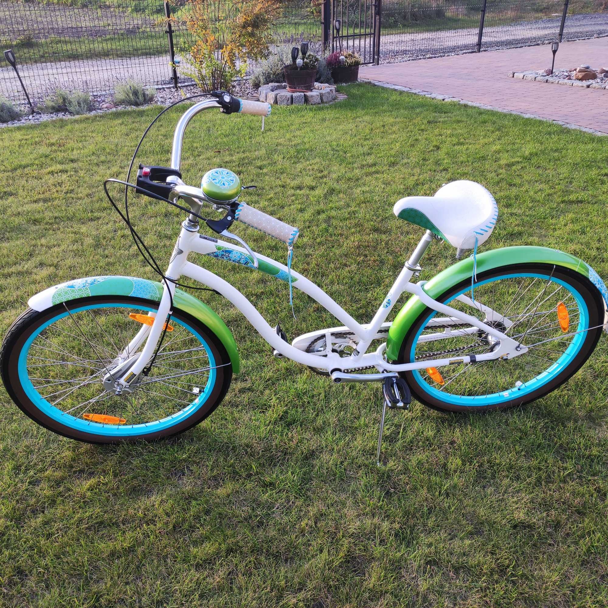 Electra Cirque 3i 26" biały  beachcruiser