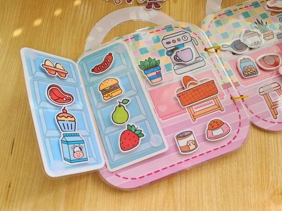 Книга Тока бока барбі, гра на липучках