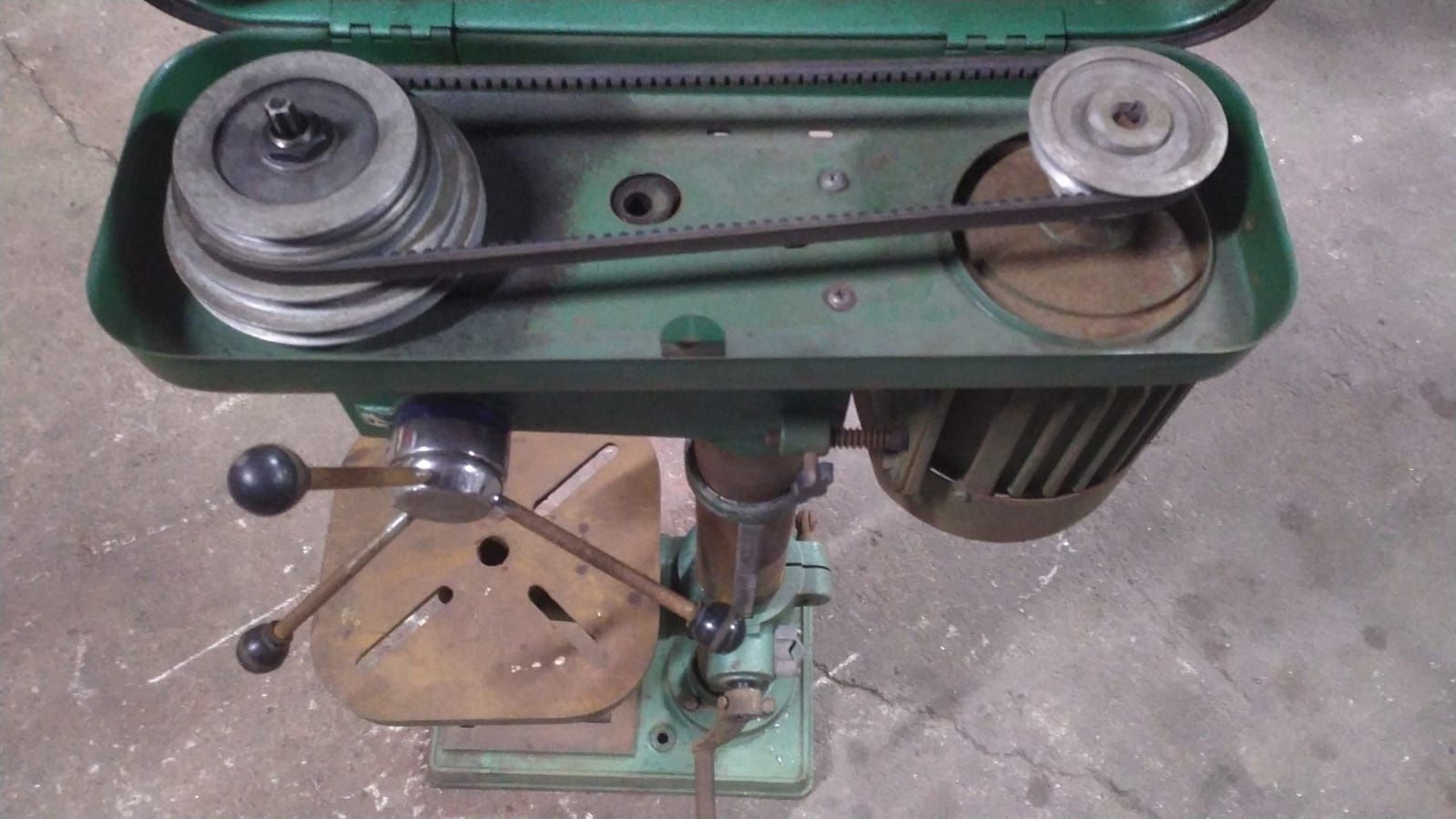 Maquina de furar de coluna