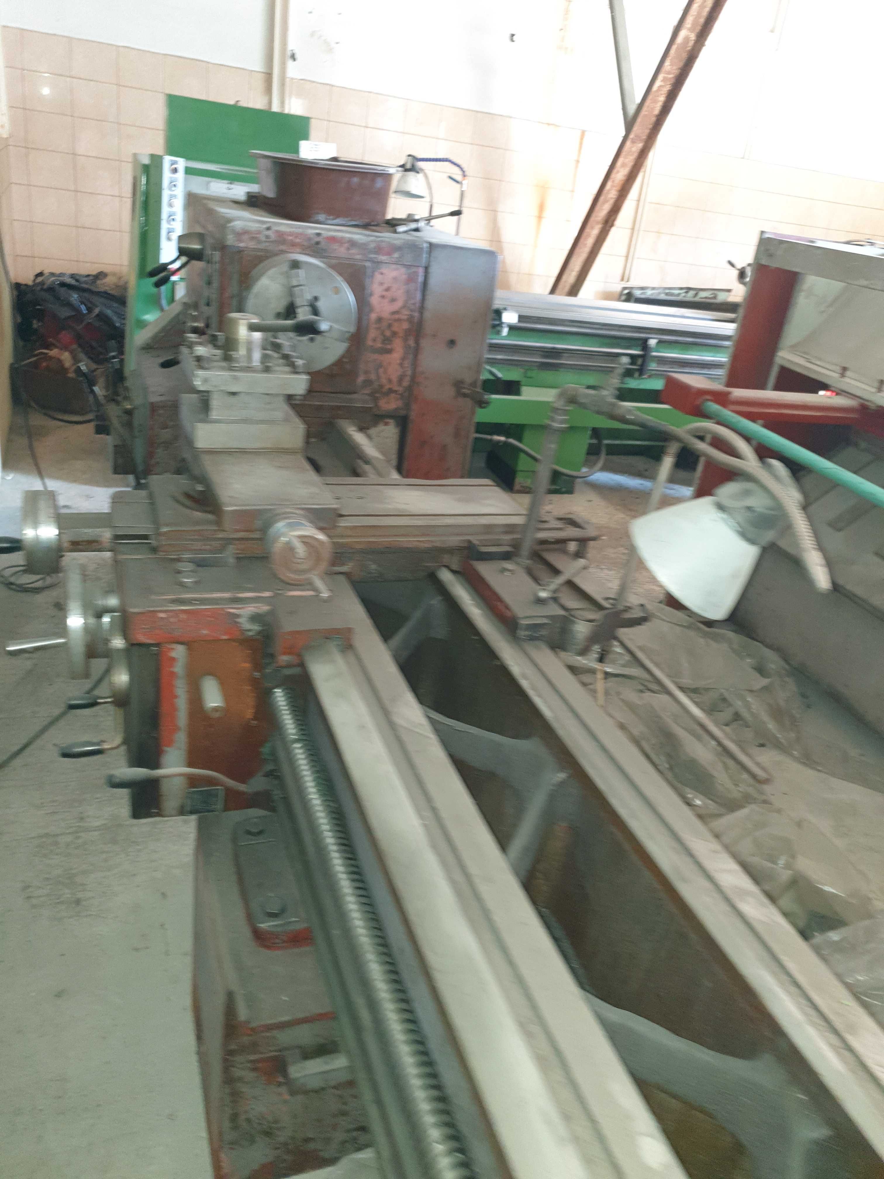 Tokarka uniwersalna Tuj 50 x 2000