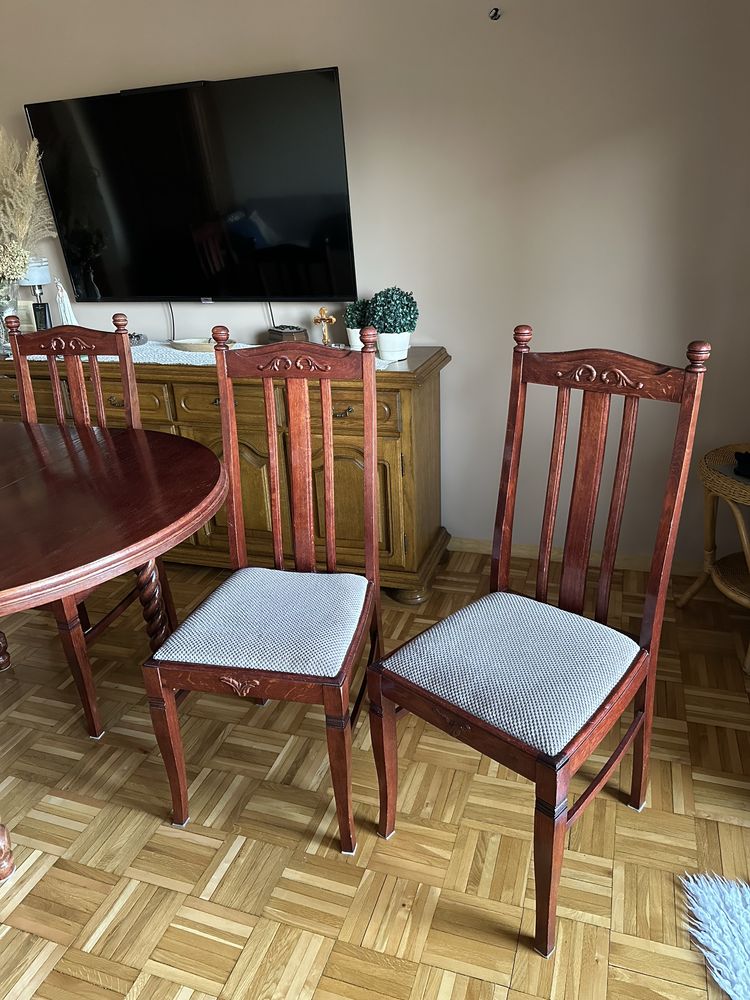 Stół dębowy rozkladany + 6 krzeseł