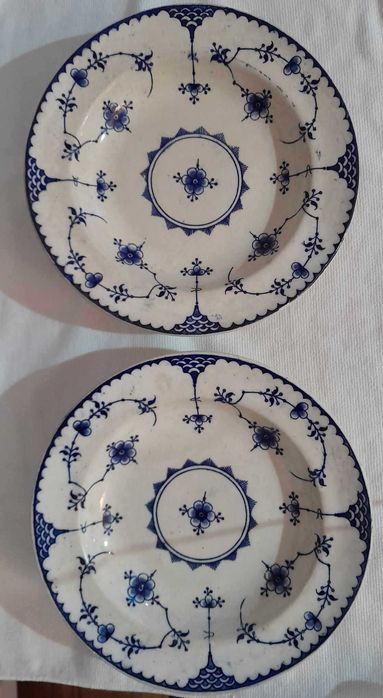 Conjunto de 2 pratos fundos Faiança Massarelos - Muito Bom Estado