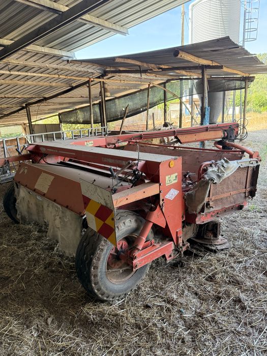 Gadanheira Condicionadora Kuhn ( Com Avaria )