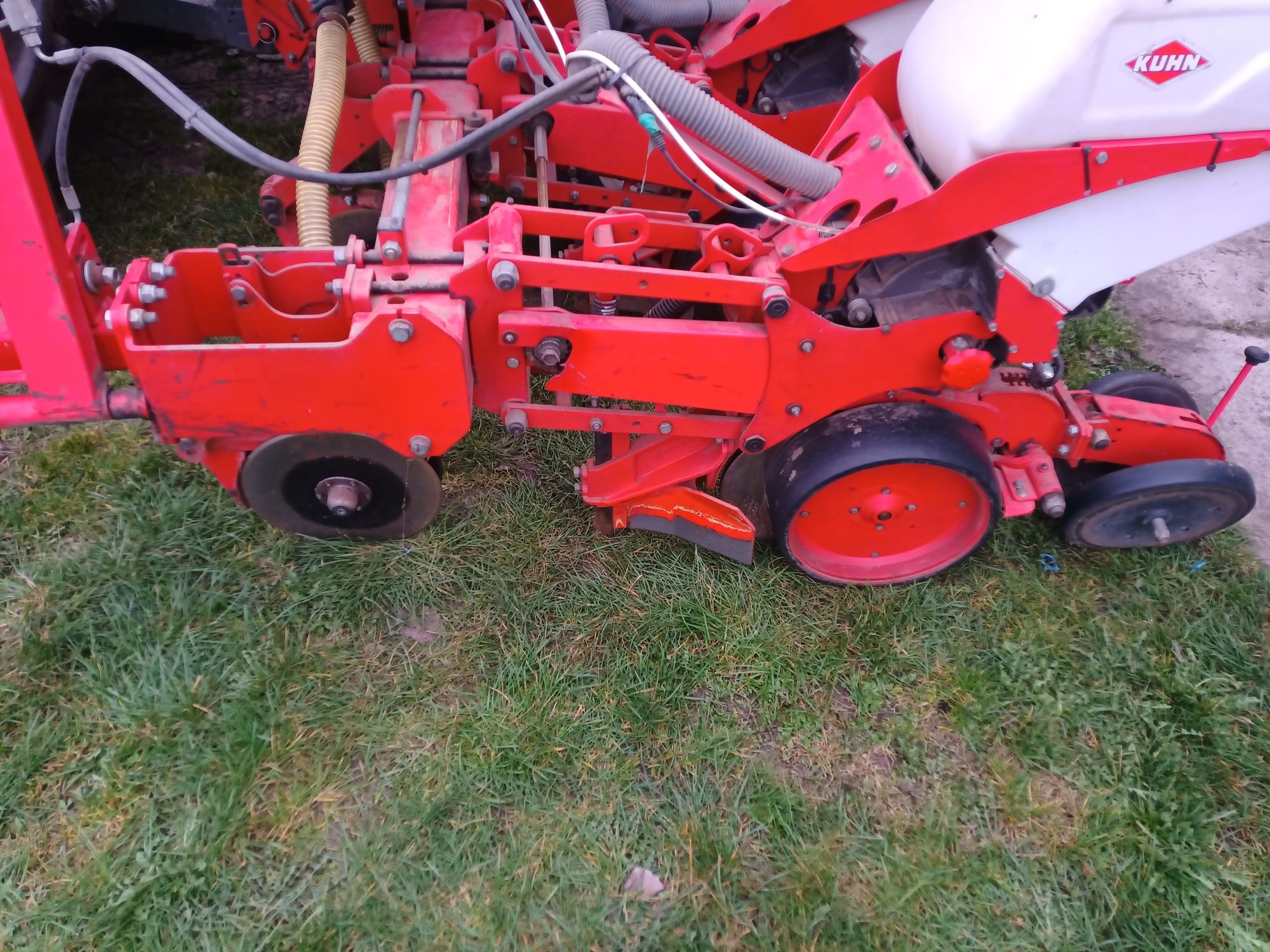 Kuhn Maxima 2 TS