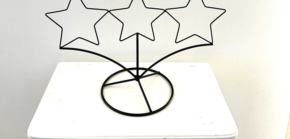 Árvore de Natal com Estrelas em Metal Preto (60cm)