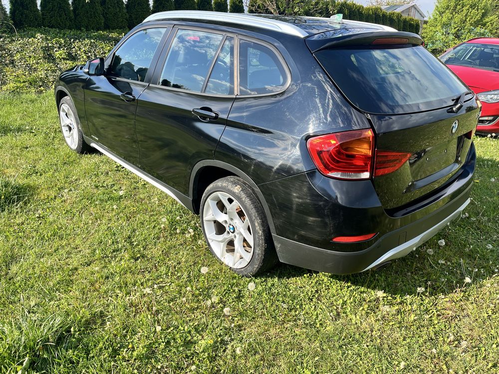 BMW X1 2014 2.0d maska zderzak błotnik drzwi silnik