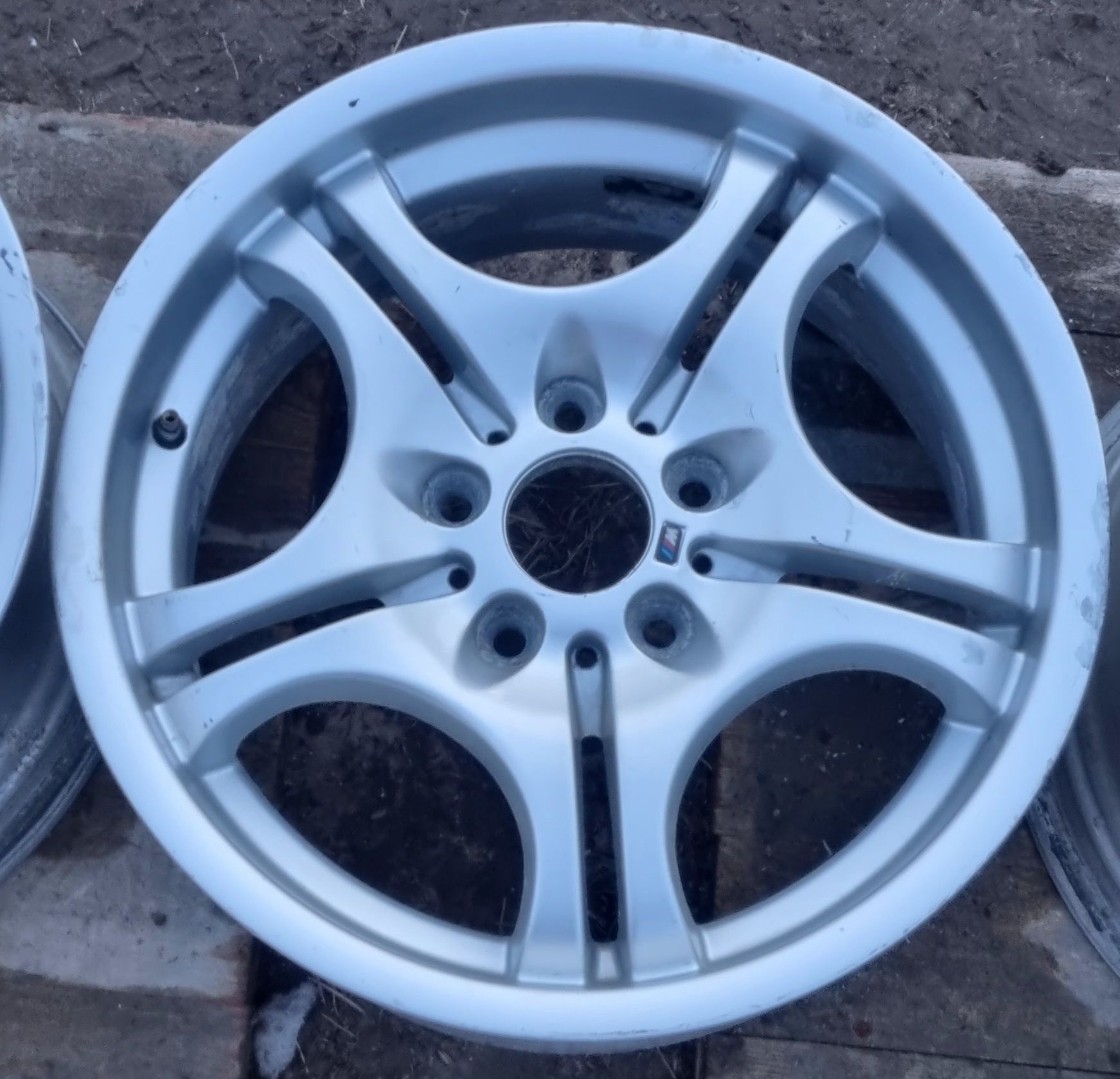 Felgi aluminiowe oryginał BMW  5x120 7.5 i 8.5J 17"